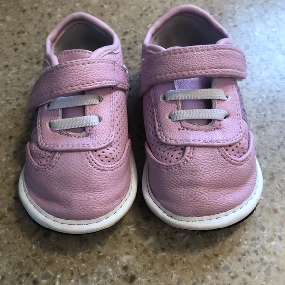 Jack and Lily pink leather shoes - Picture 1 of 5